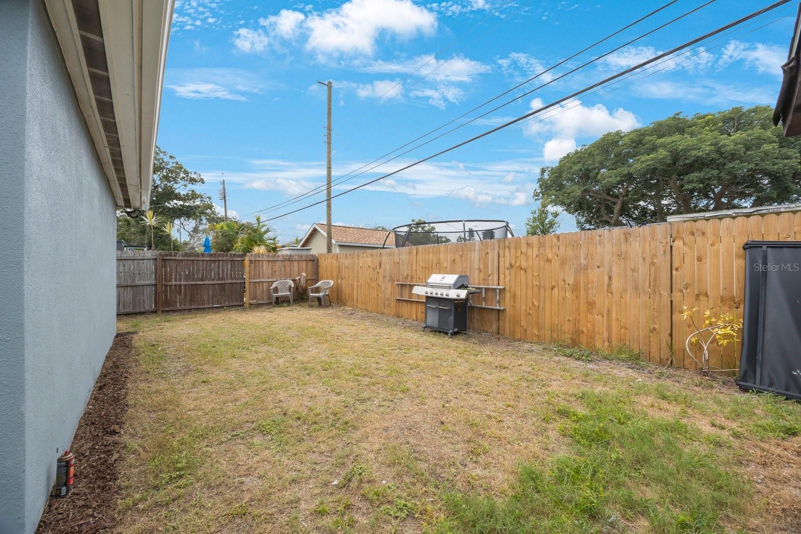 Image 29 of 37 For 3336 20th Avenue Sw