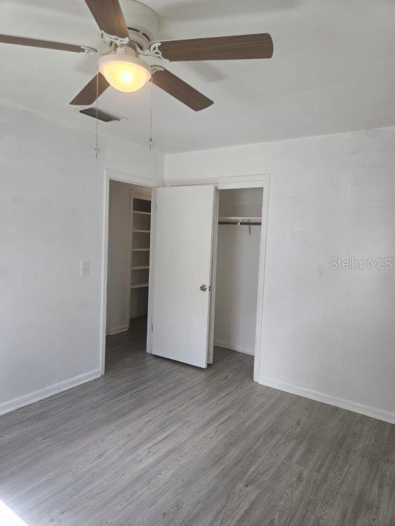 Image 11 of 22 For 7607 Caracas Street