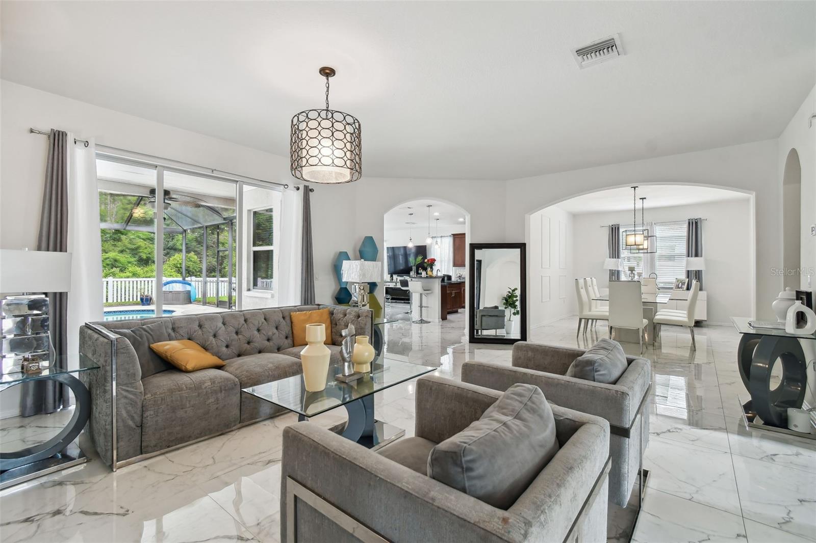 Image 10 of 99 For 8542 Eagle Brook Drive