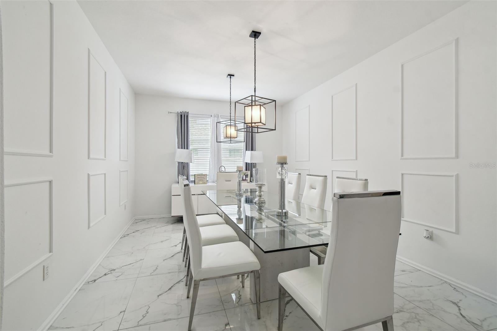 Image 12 of 99 For 8542 Eagle Brook Drive