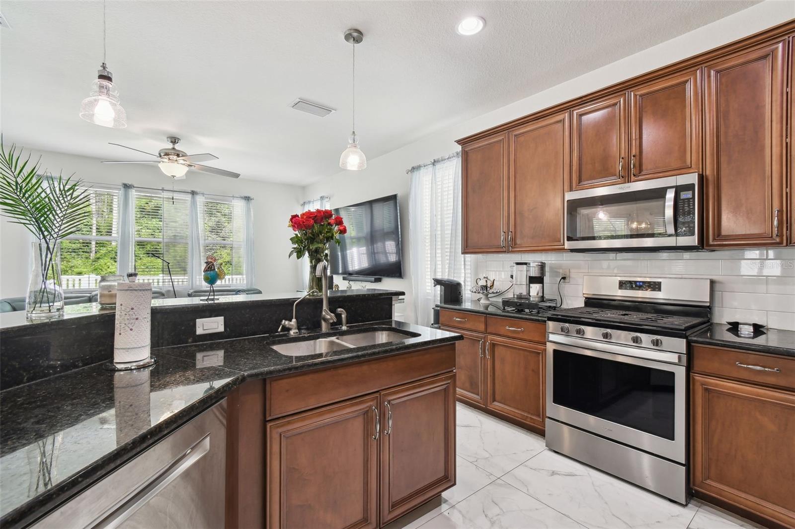 Image 17 of 99 For 8542 Eagle Brook Drive