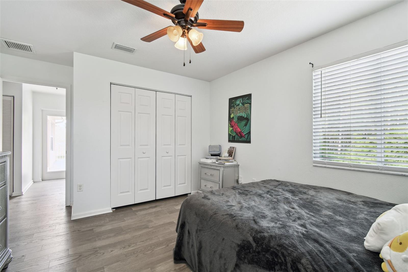 Image 28 of 99 For 8542 Eagle Brook Drive