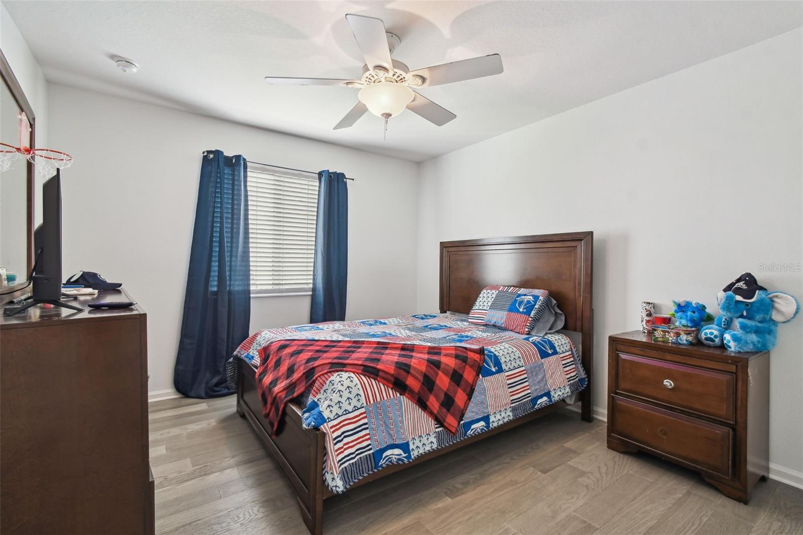Image 30 of 99 For 8542 Eagle Brook Drive