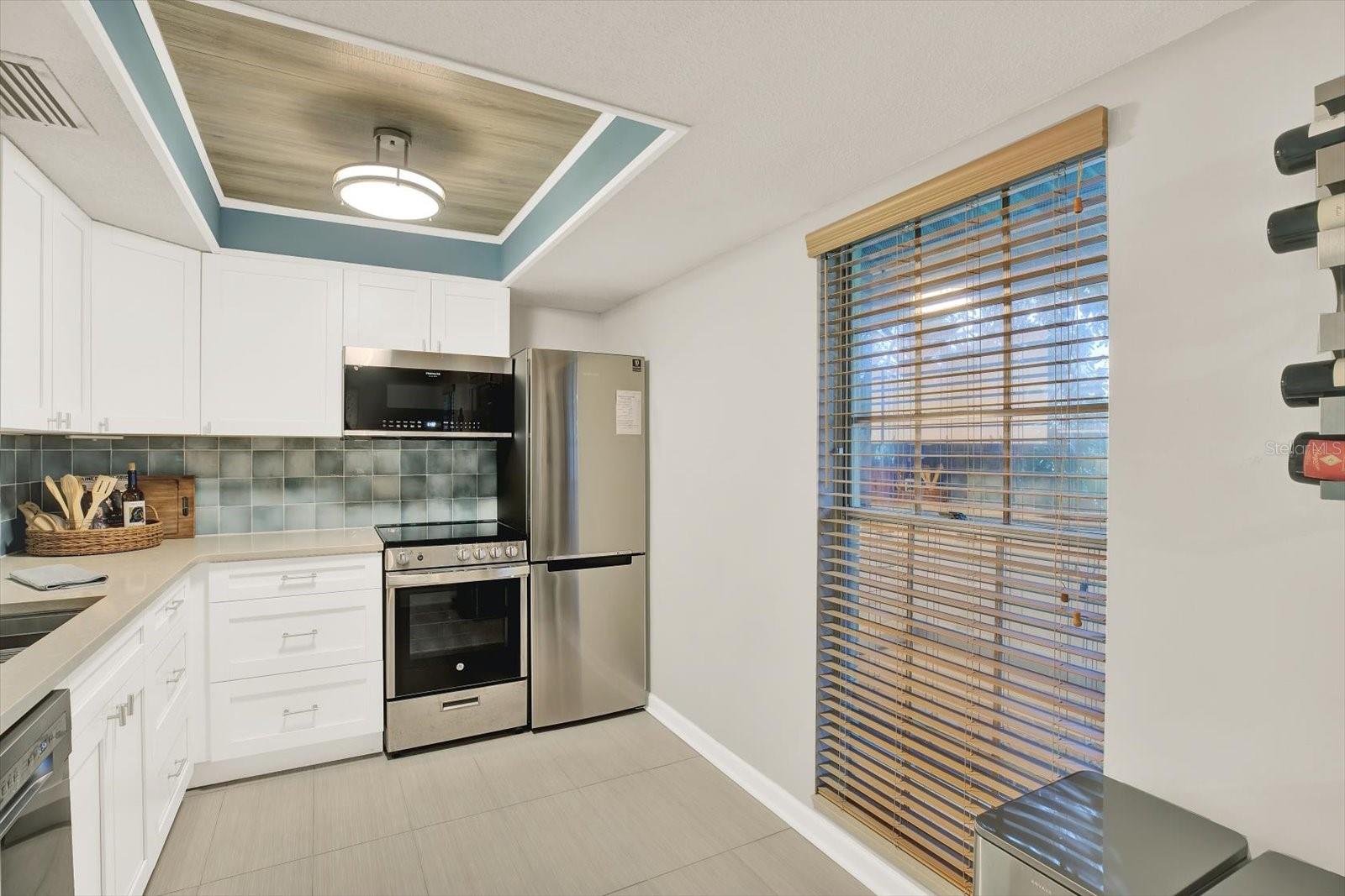 Image 11 of 32 For 863 De Soto Court 863