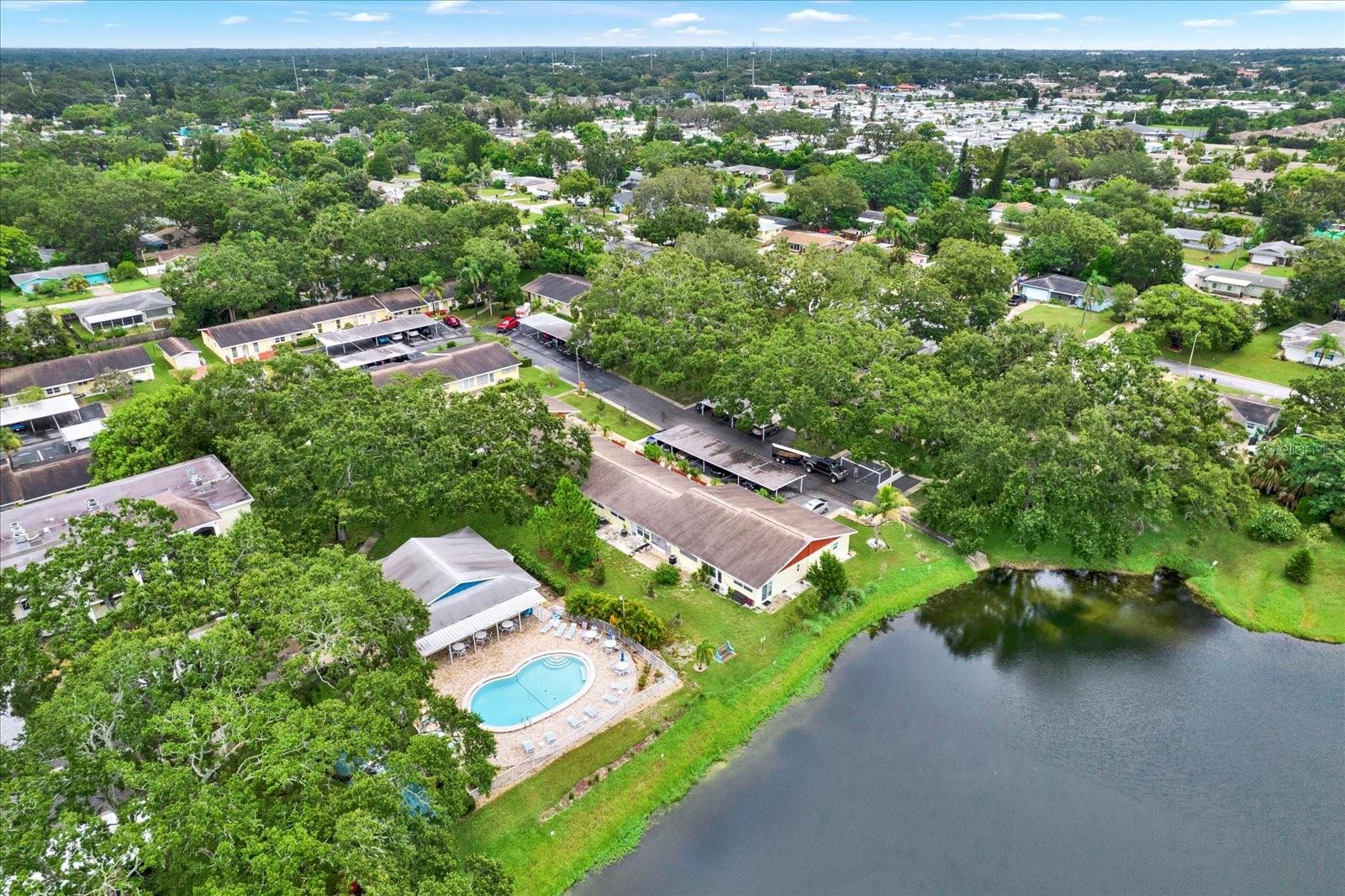 Image 21 of 32 For 863 De Soto Court 863