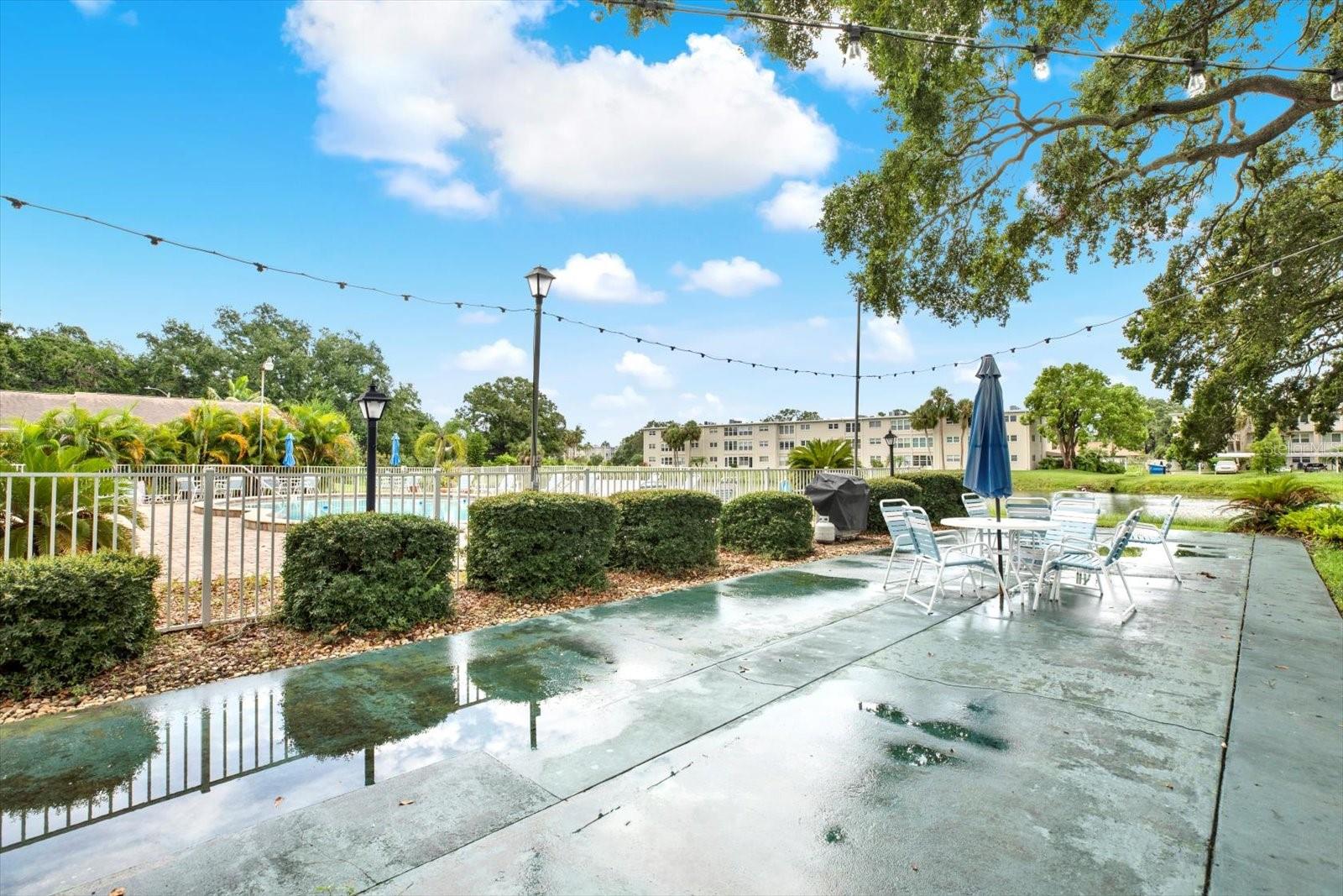 Image 28 of 32 For 863 De Soto Court 863