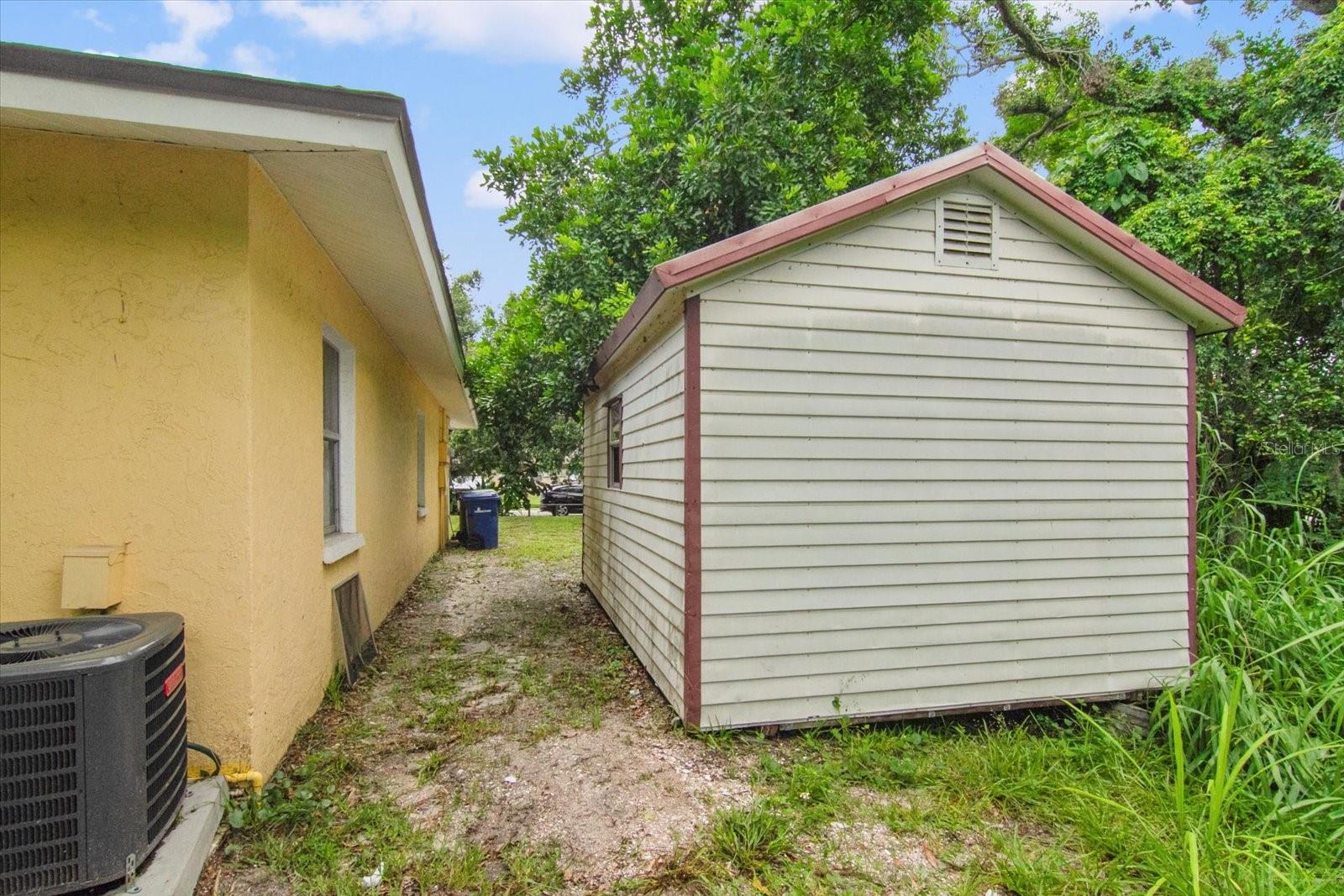 Image 21 of 23 For 2228 25th Street