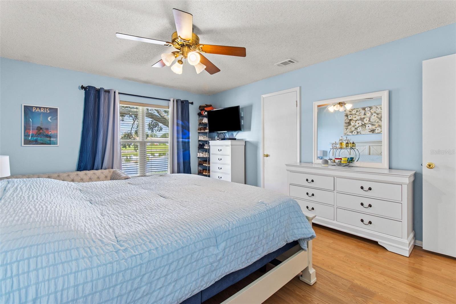 Image 21 of 47 For 9150 40th Street N 5