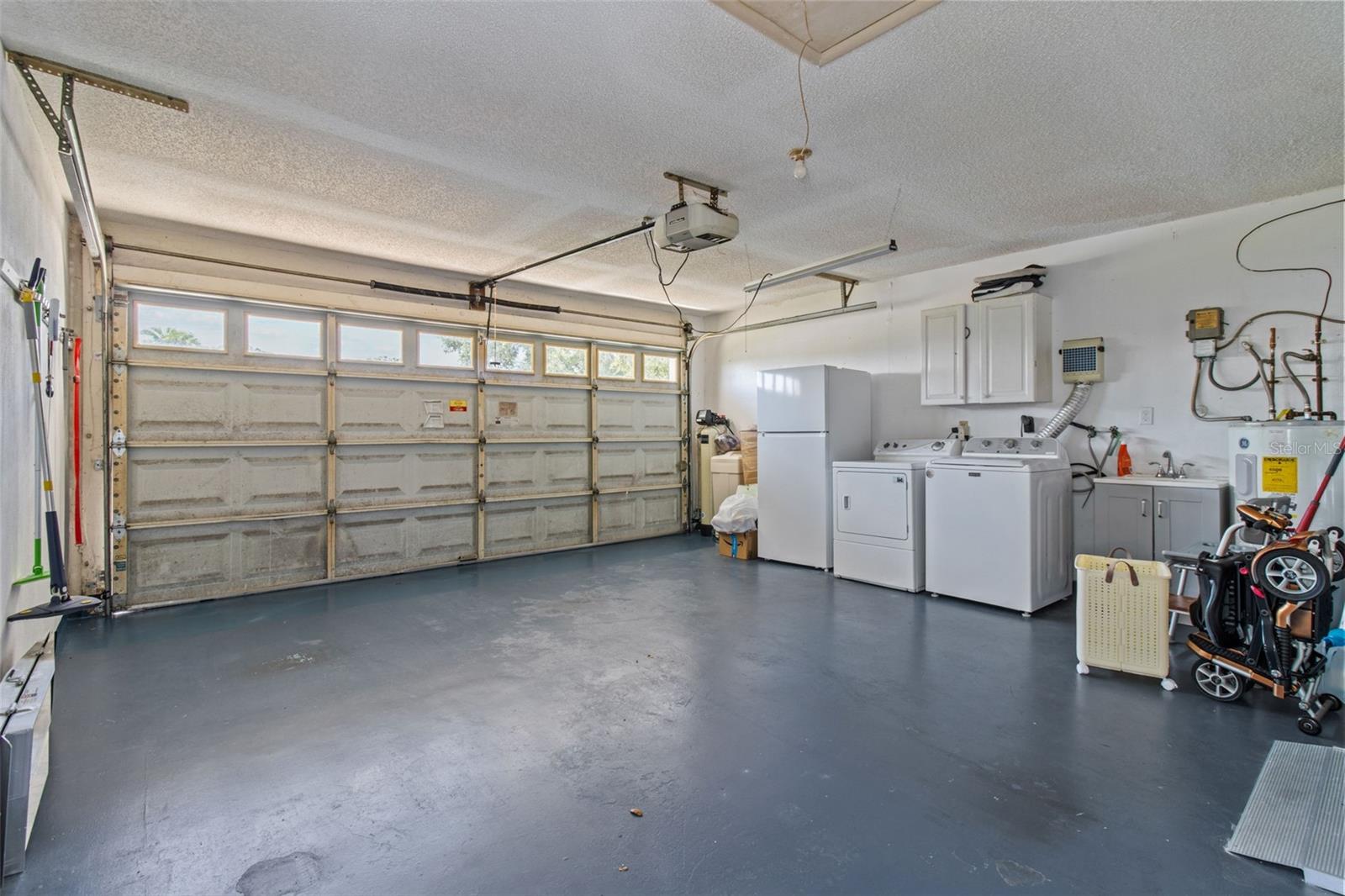 Image 32 of 47 For 9150 40th Street N 5