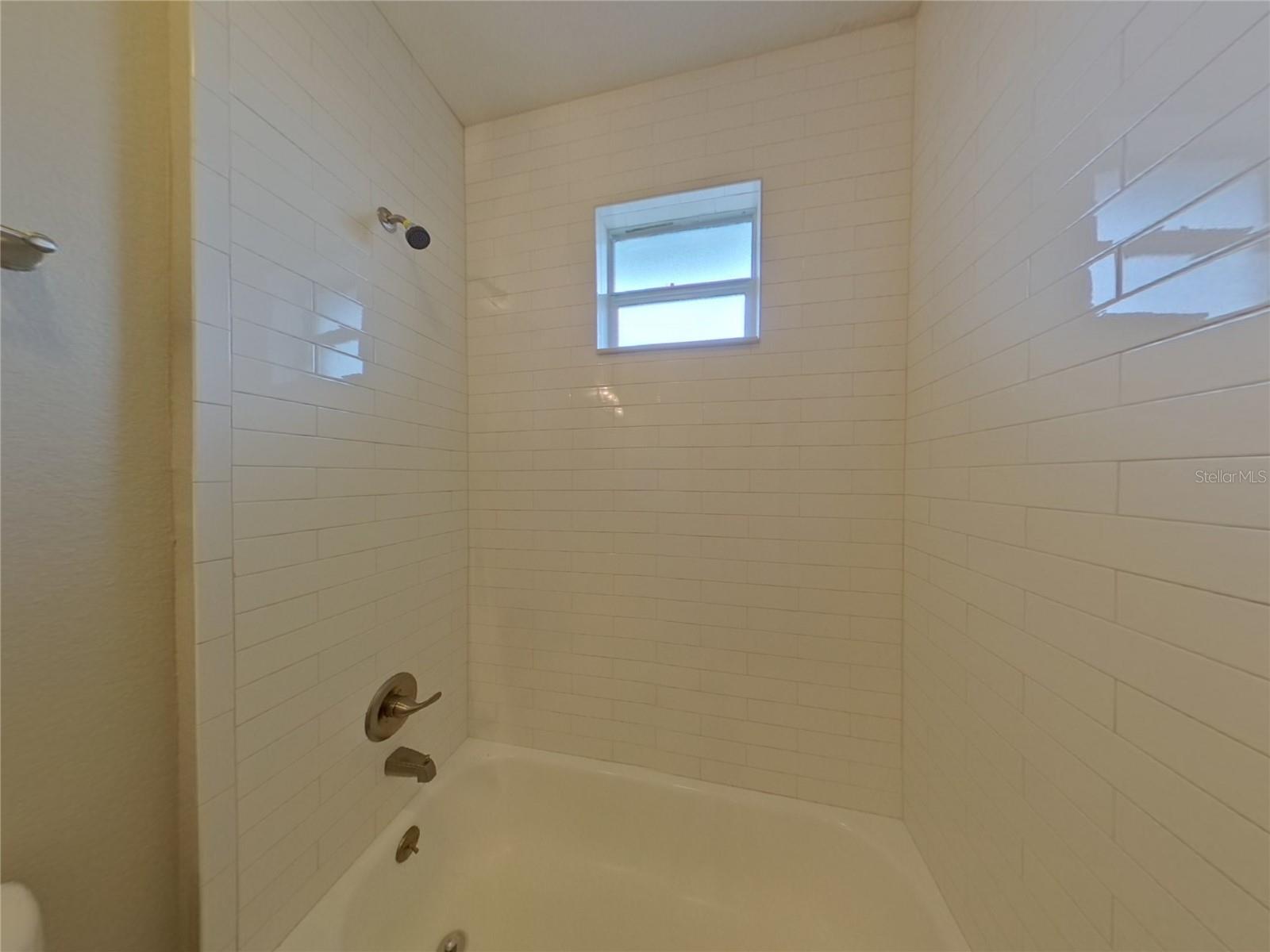 Image 14 of 15 For 4410 46th Avenue N