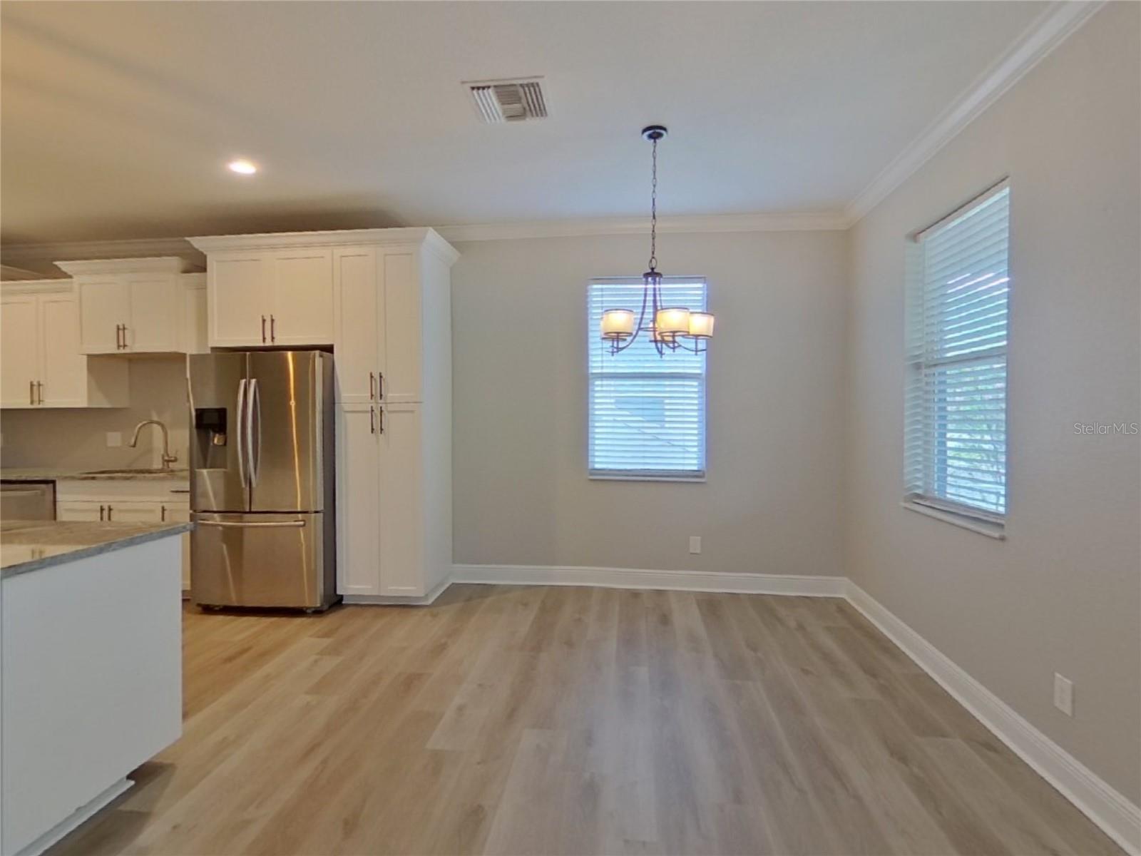 Image 5 of 15 For 4410 46th Avenue N