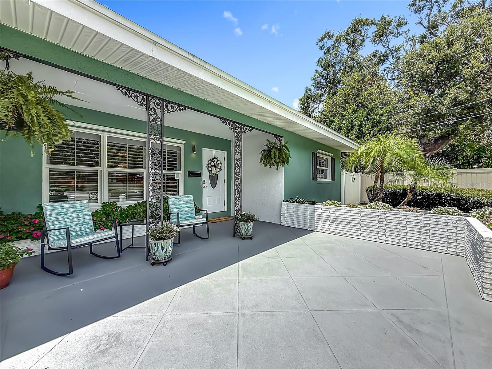 Image 17 of 98 For 2900 Park Street N