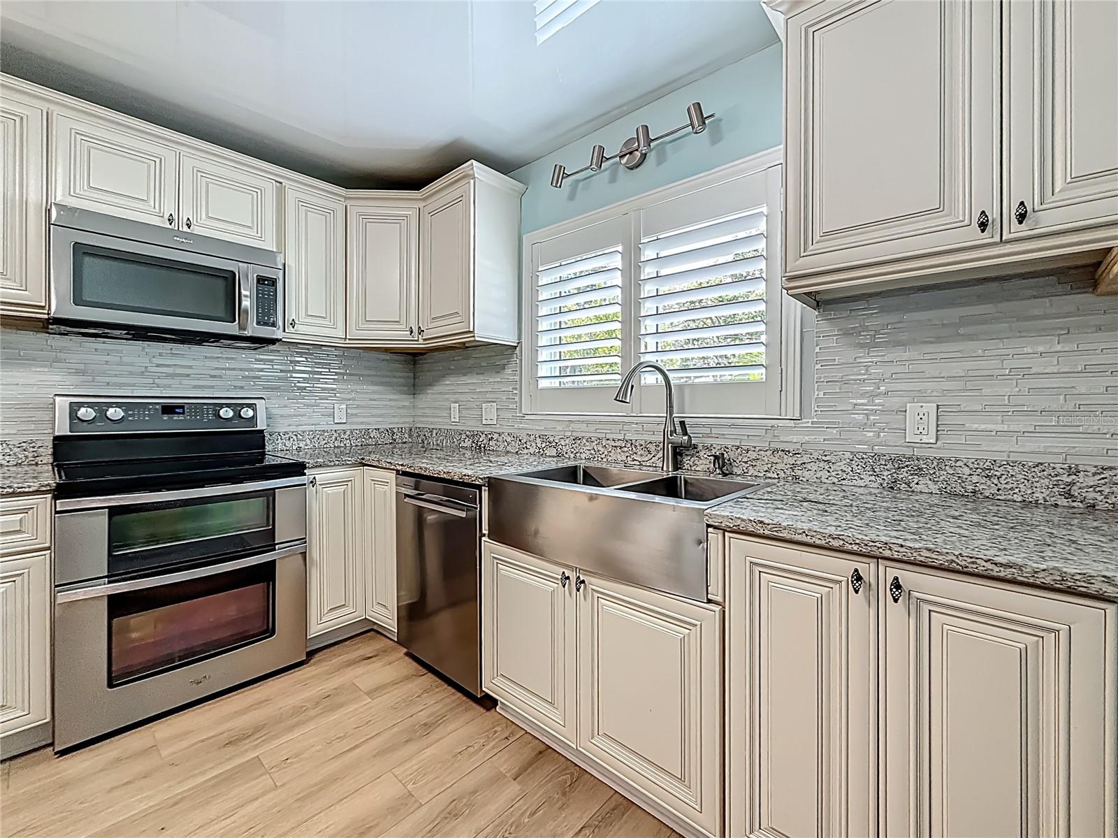 Image 29 of 98 For 2900 Park Street N
