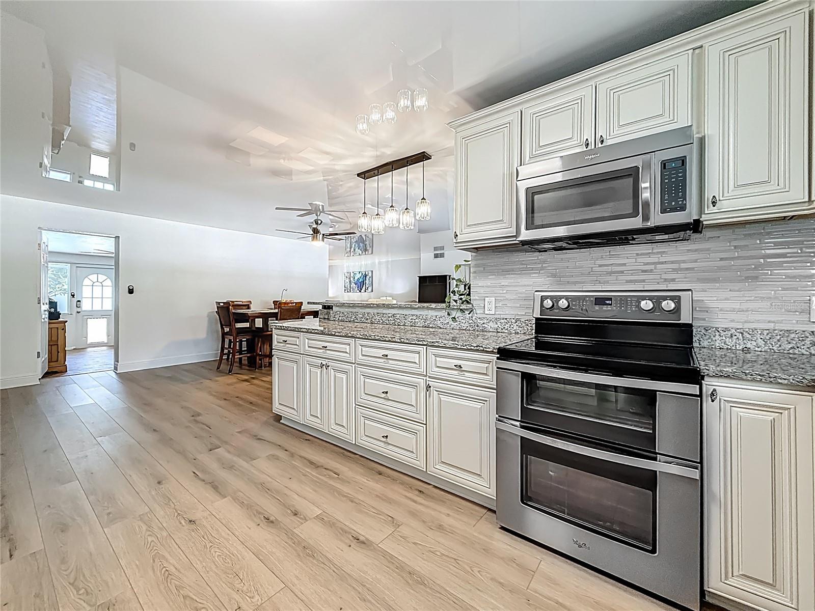 Image 30 of 98 For 2900 Park Street N