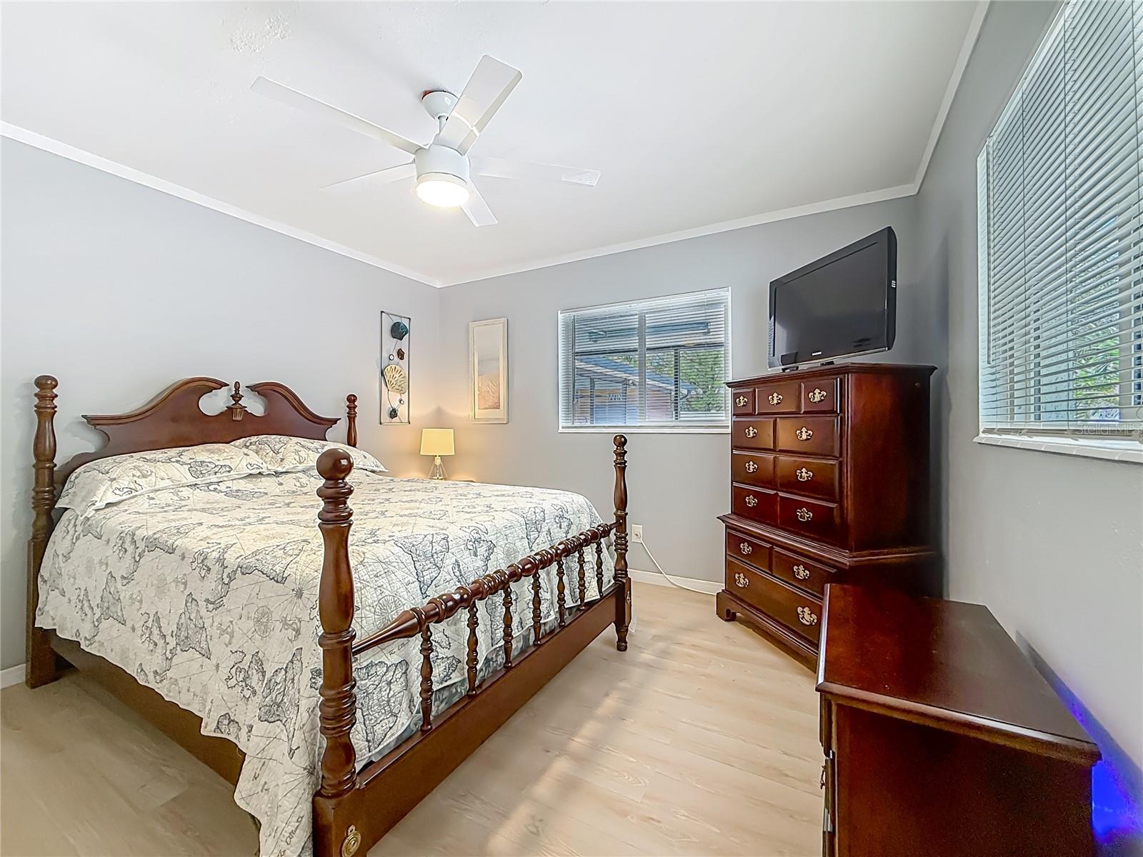 Image 60 of 98 For 2900 Park Street N