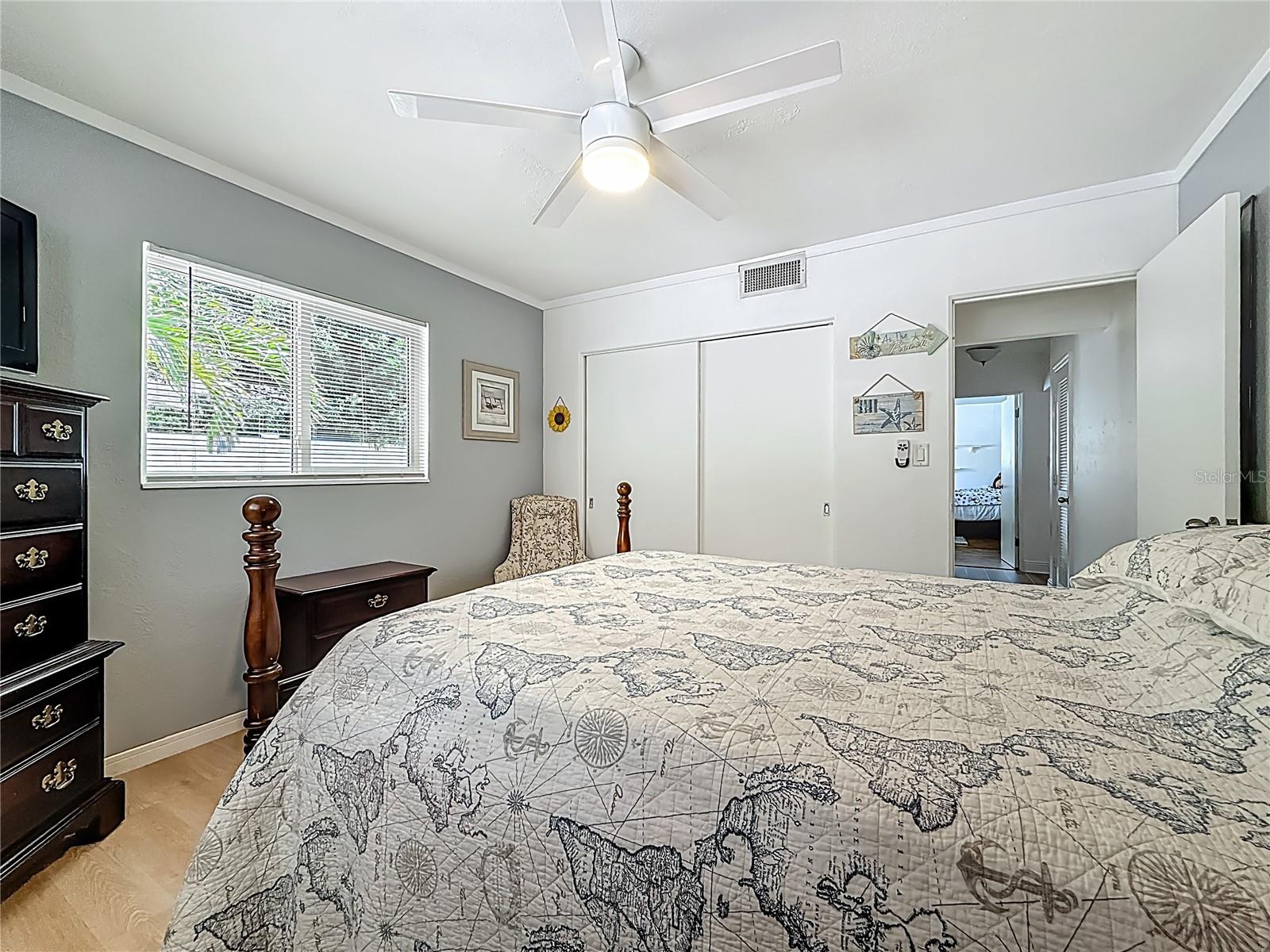 Image 62 of 98 For 2900 Park Street N