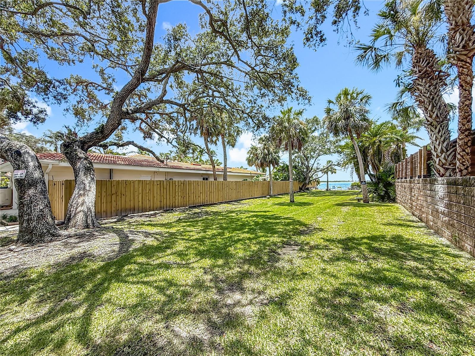 Image 85 of 98 For 2900 Park Street N