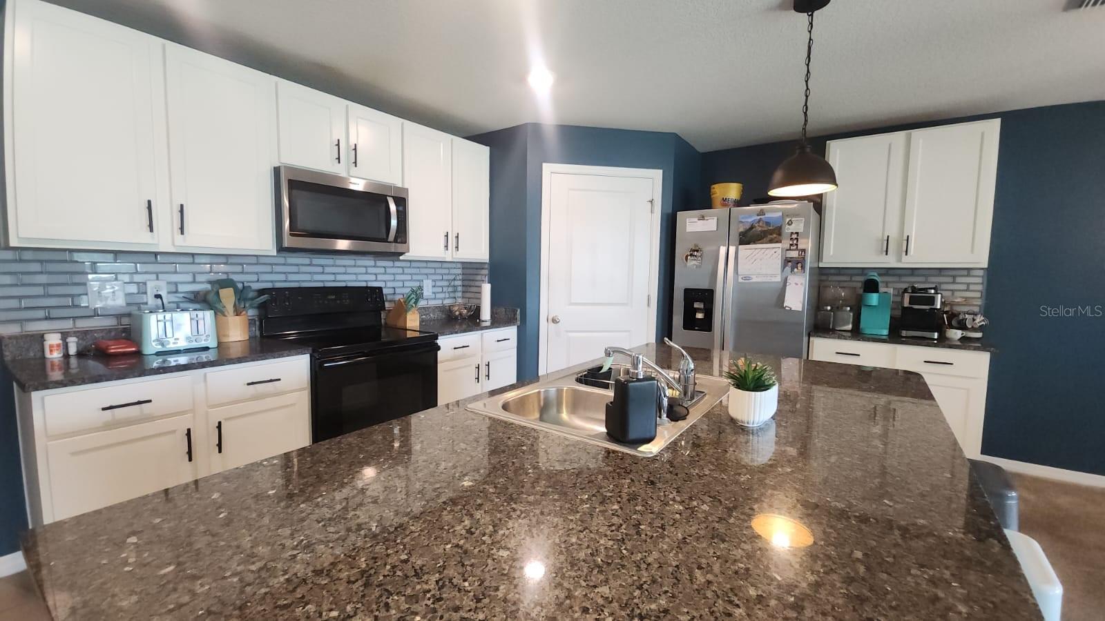 Image 9 of 21 For 7938 Broad Pointe Drive