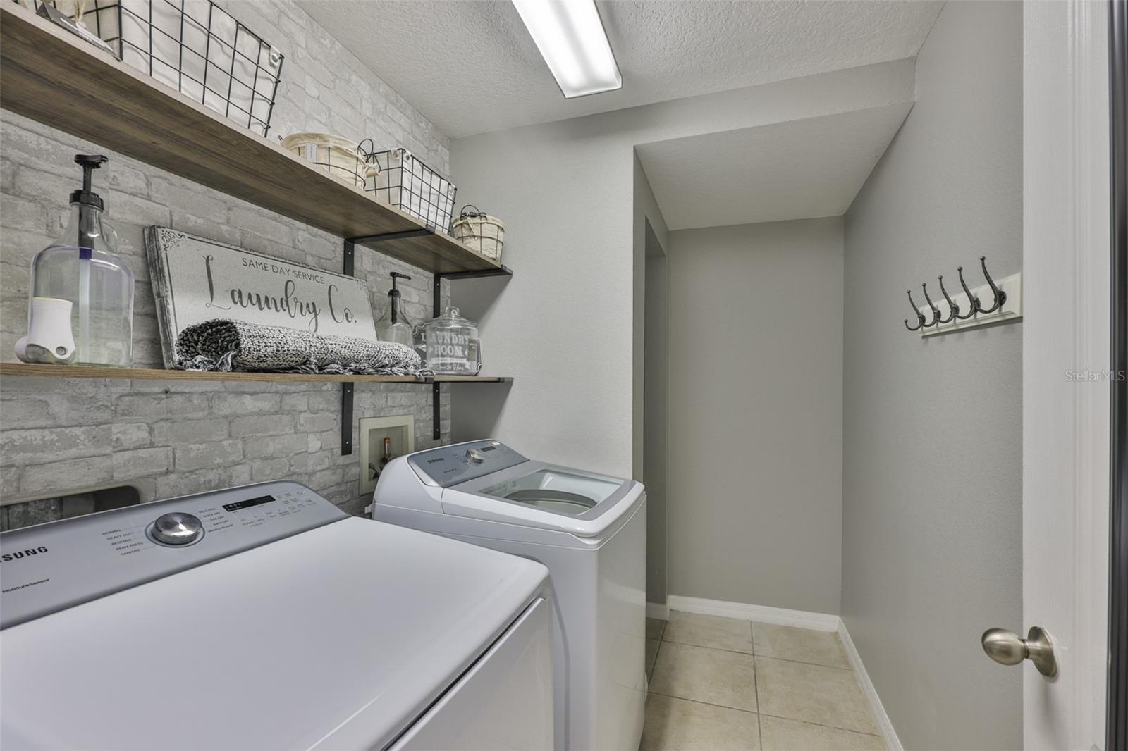 Image 12 of 34 For 7001 Interbay Boulevard 117