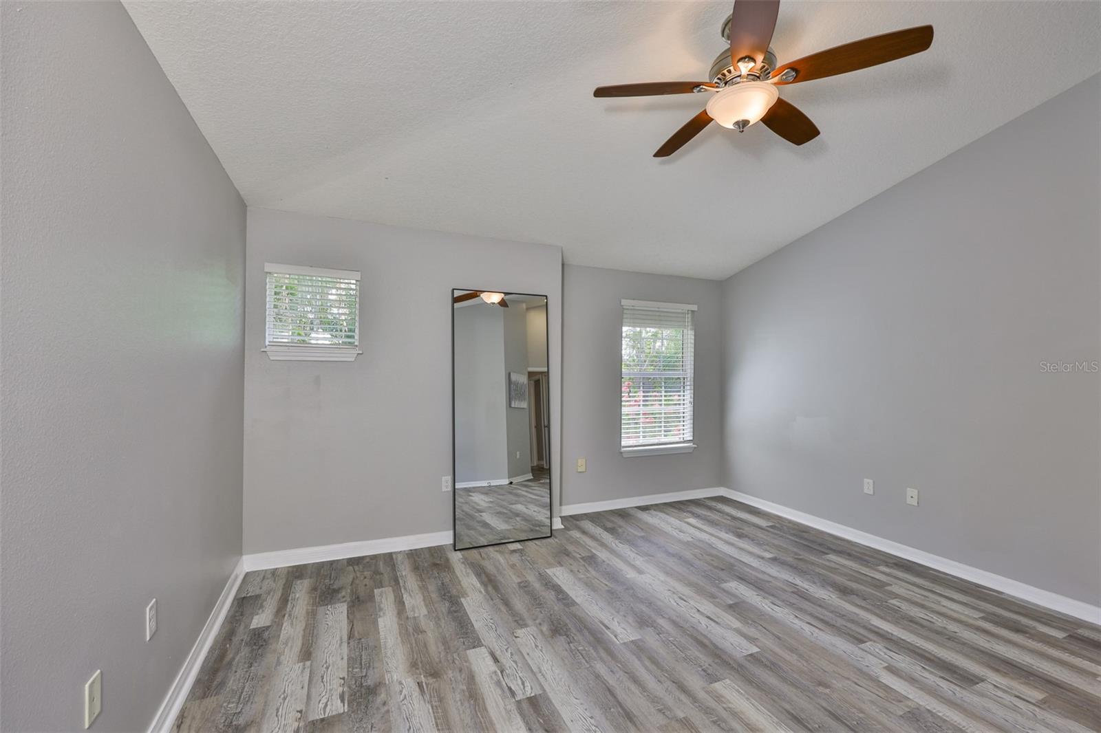Image 20 of 34 For 7001 Interbay Boulevard 117