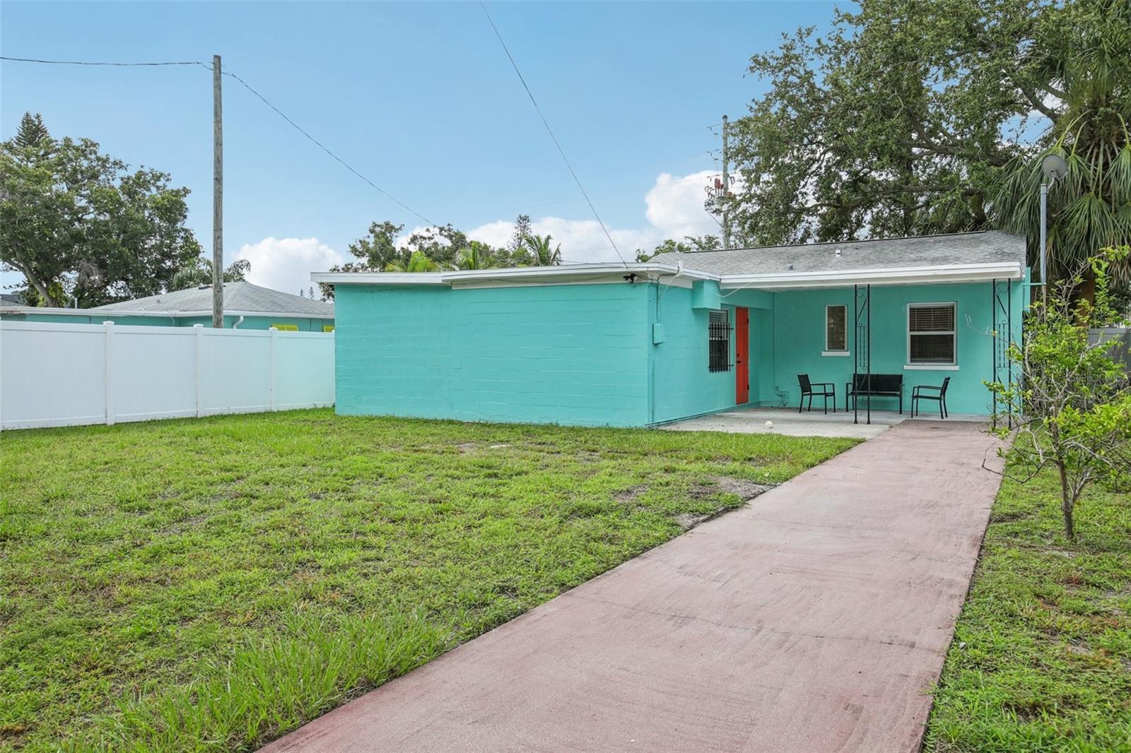 Image 34 of 42 For 115 41st Avenue Ne