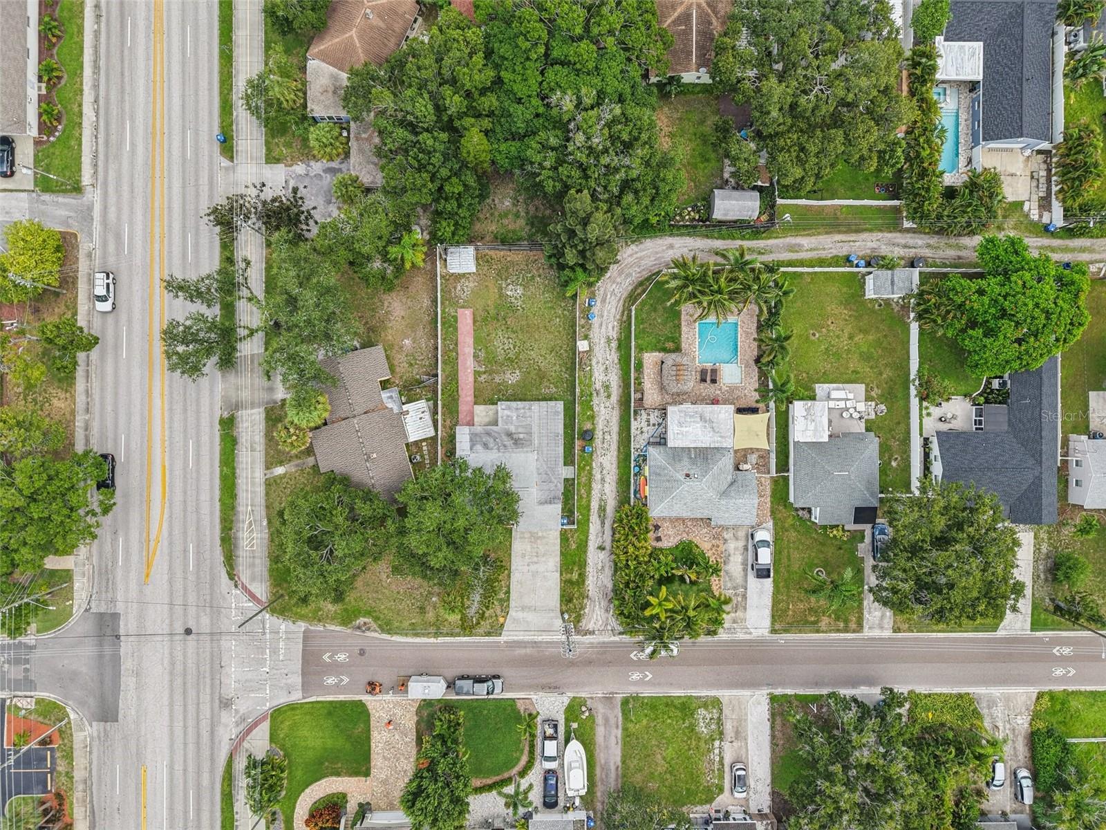 Image 37 of 42 For 115 41st Avenue Ne