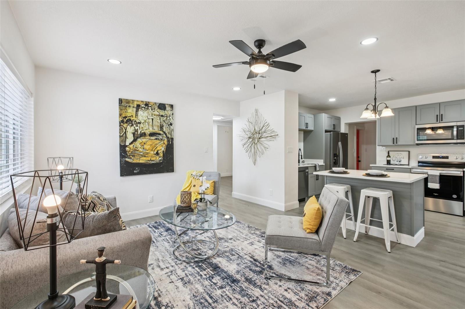 Image 5 of 42 For 115 41st Avenue Ne