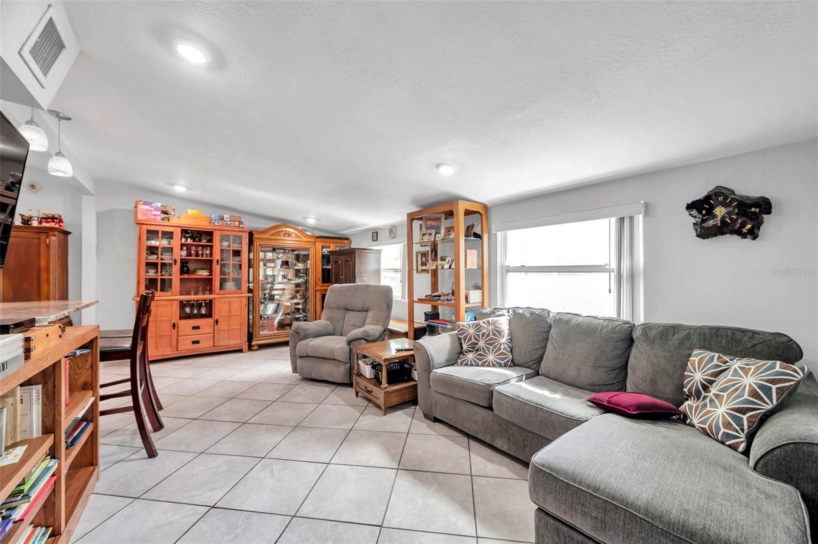 Image 2 of 51 For 7311 51st Avenue N