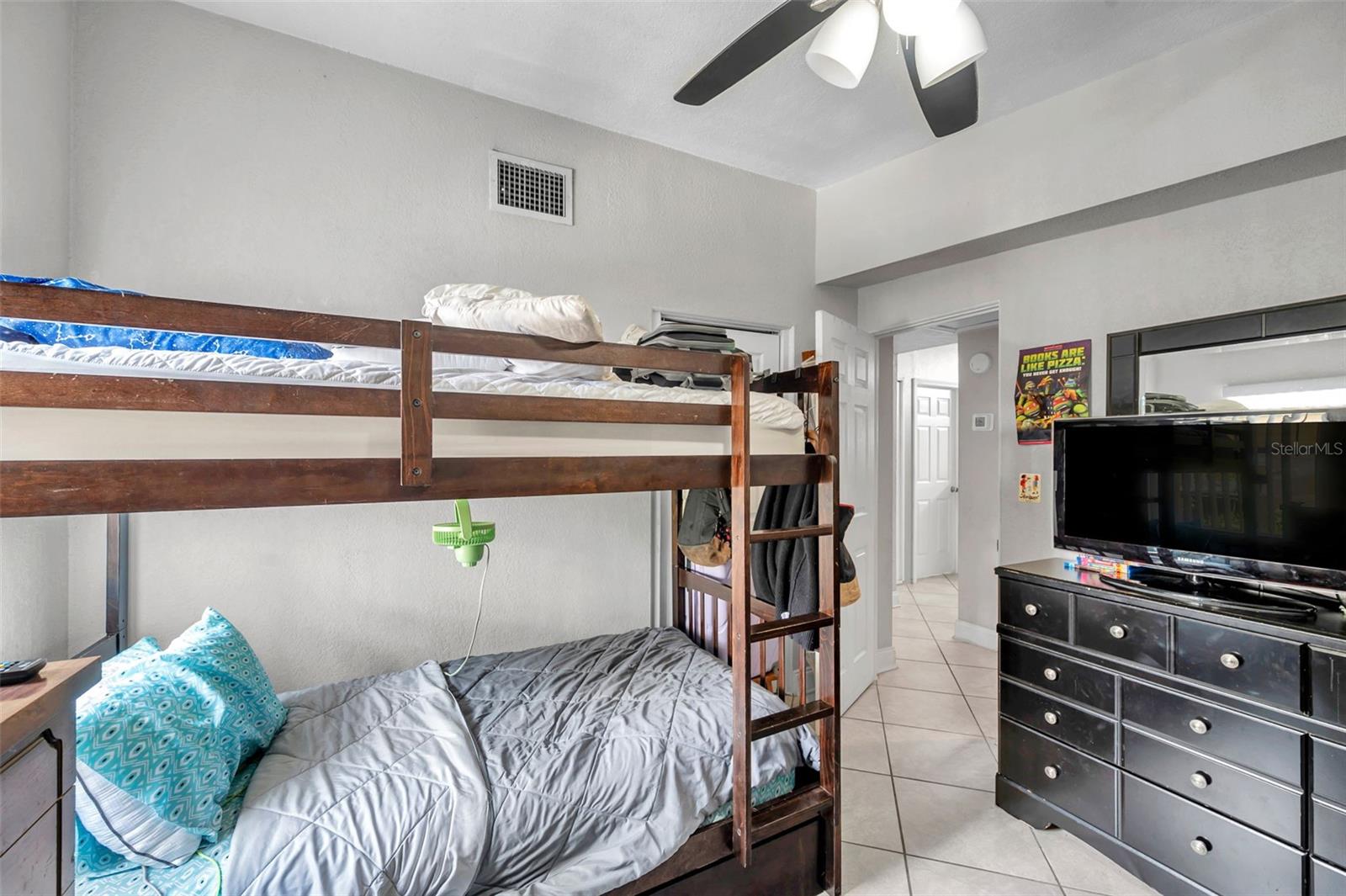 Image 23 of 51 For 7311 51st Avenue N