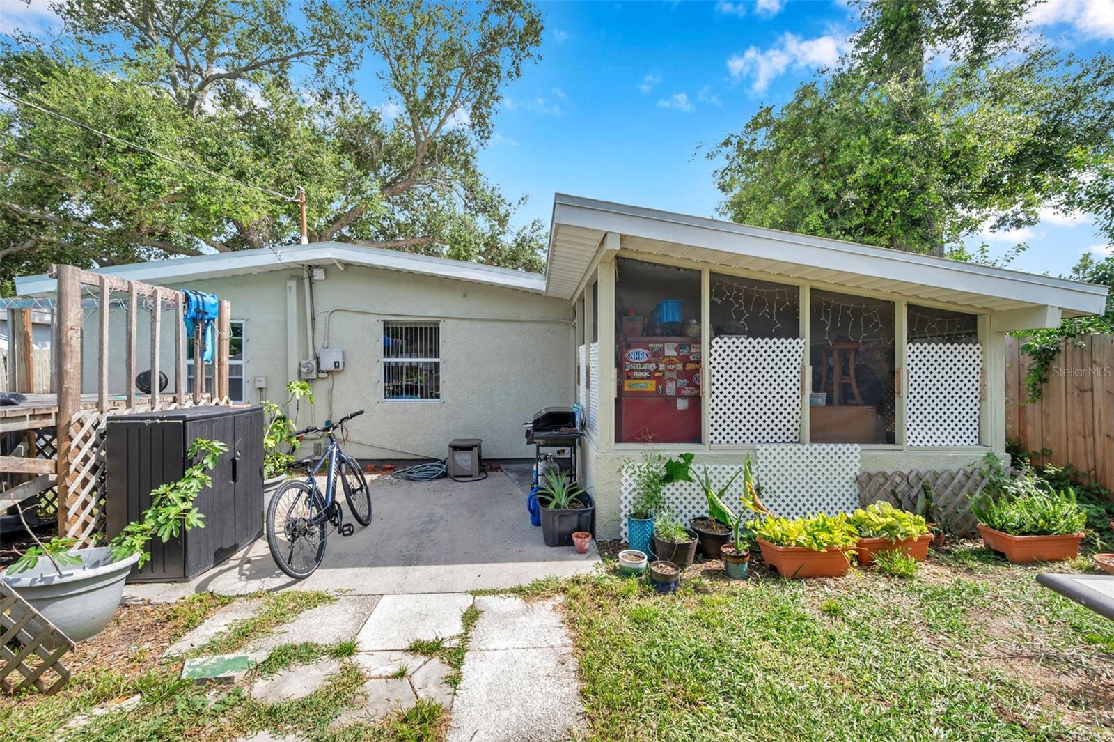Image 25 of 51 For 7311 51st Avenue N