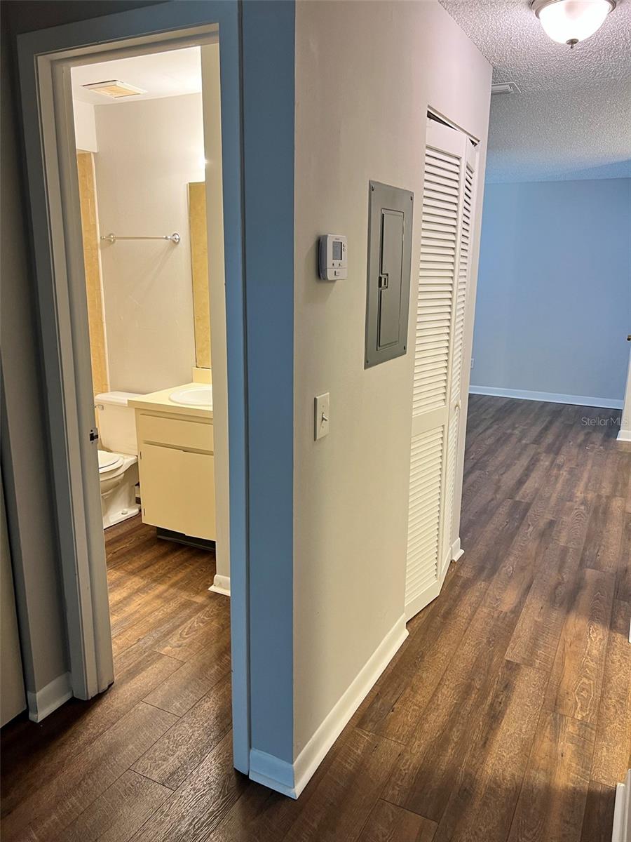 Image 8 of 15 For 2411 Stroud Avenue 3