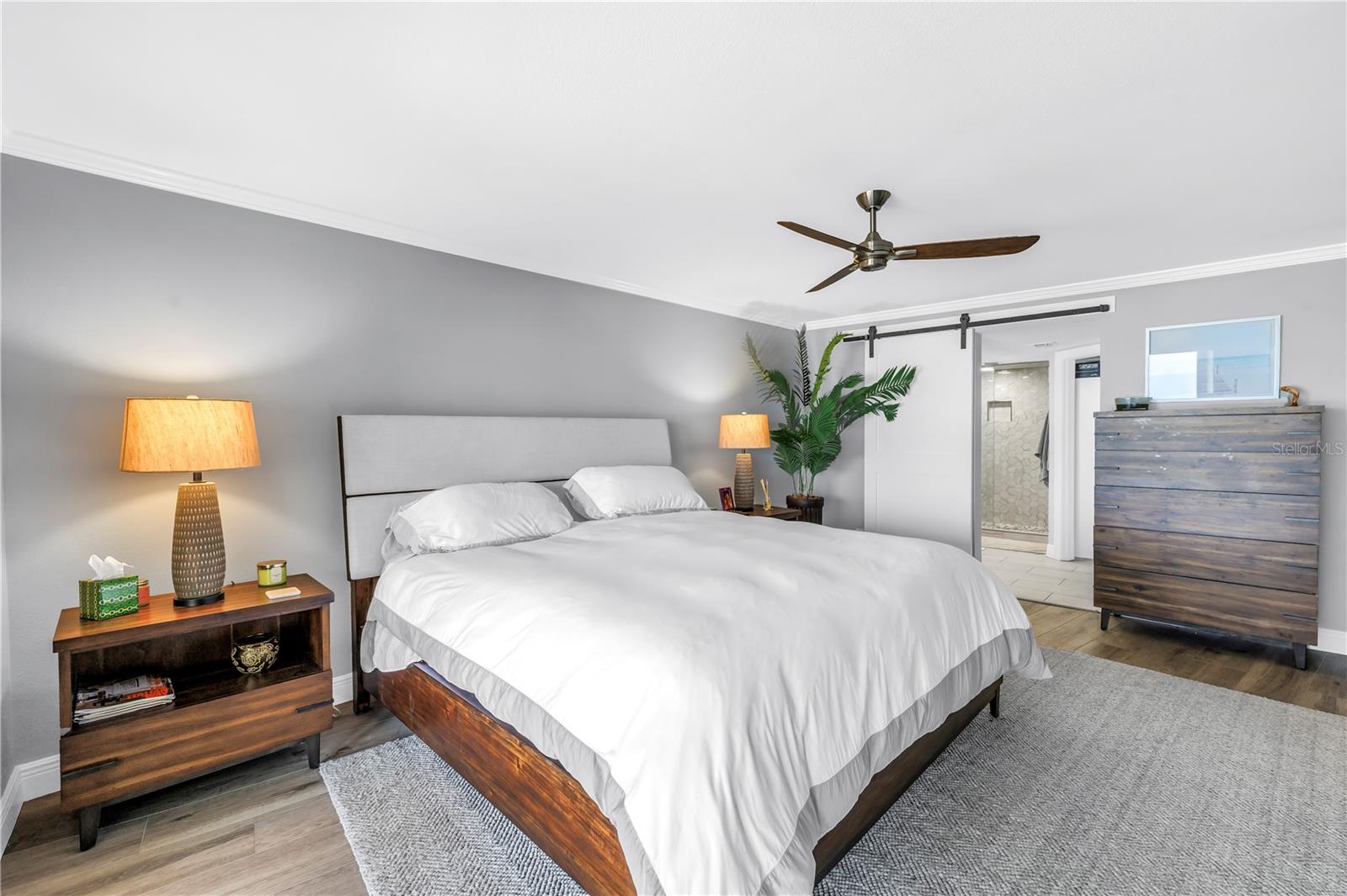Image 15 of 42 For 4450 Gulf Boulevard 405