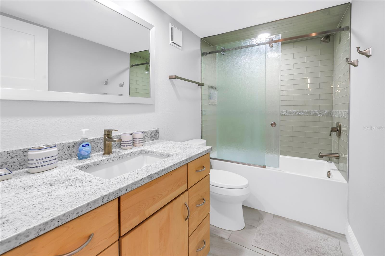 Image 21 of 42 For 4450 Gulf Boulevard 405