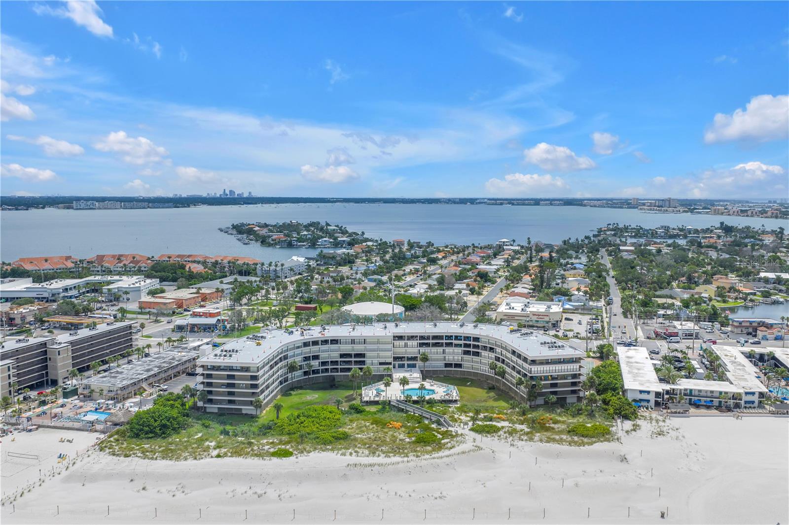 Image 3 of 42 For 4450 Gulf Boulevard 405