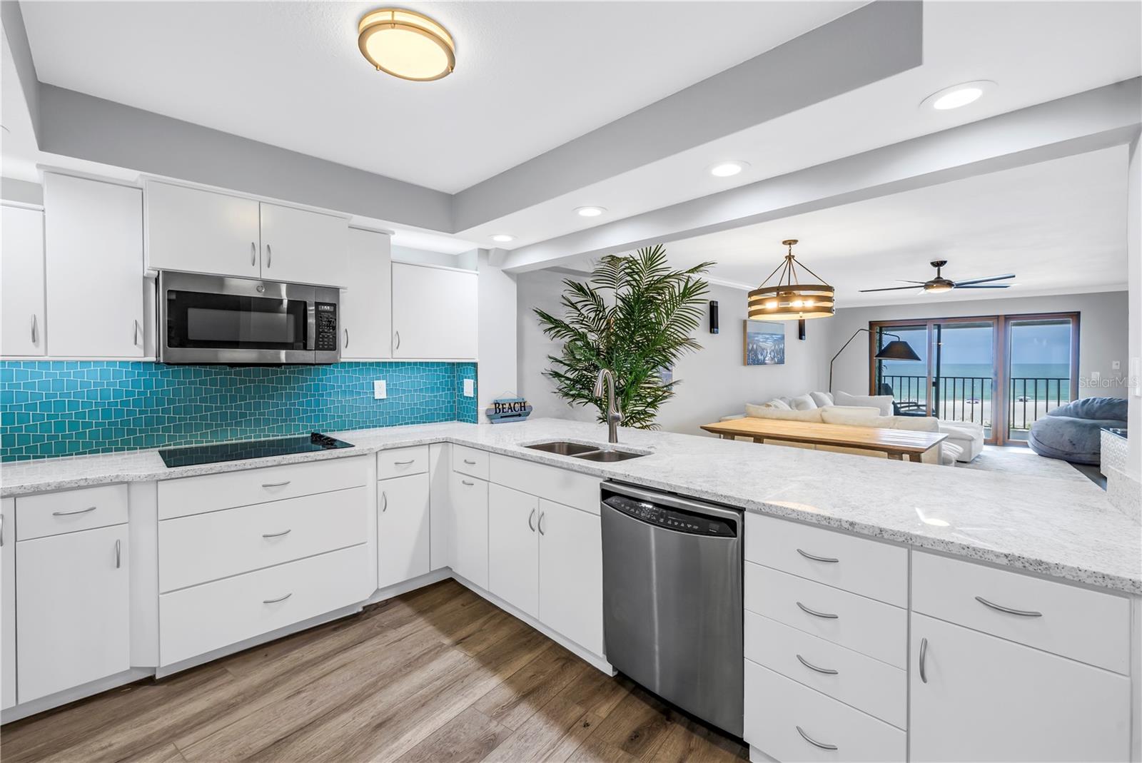Image 5 of 42 For 4450 Gulf Boulevard 405