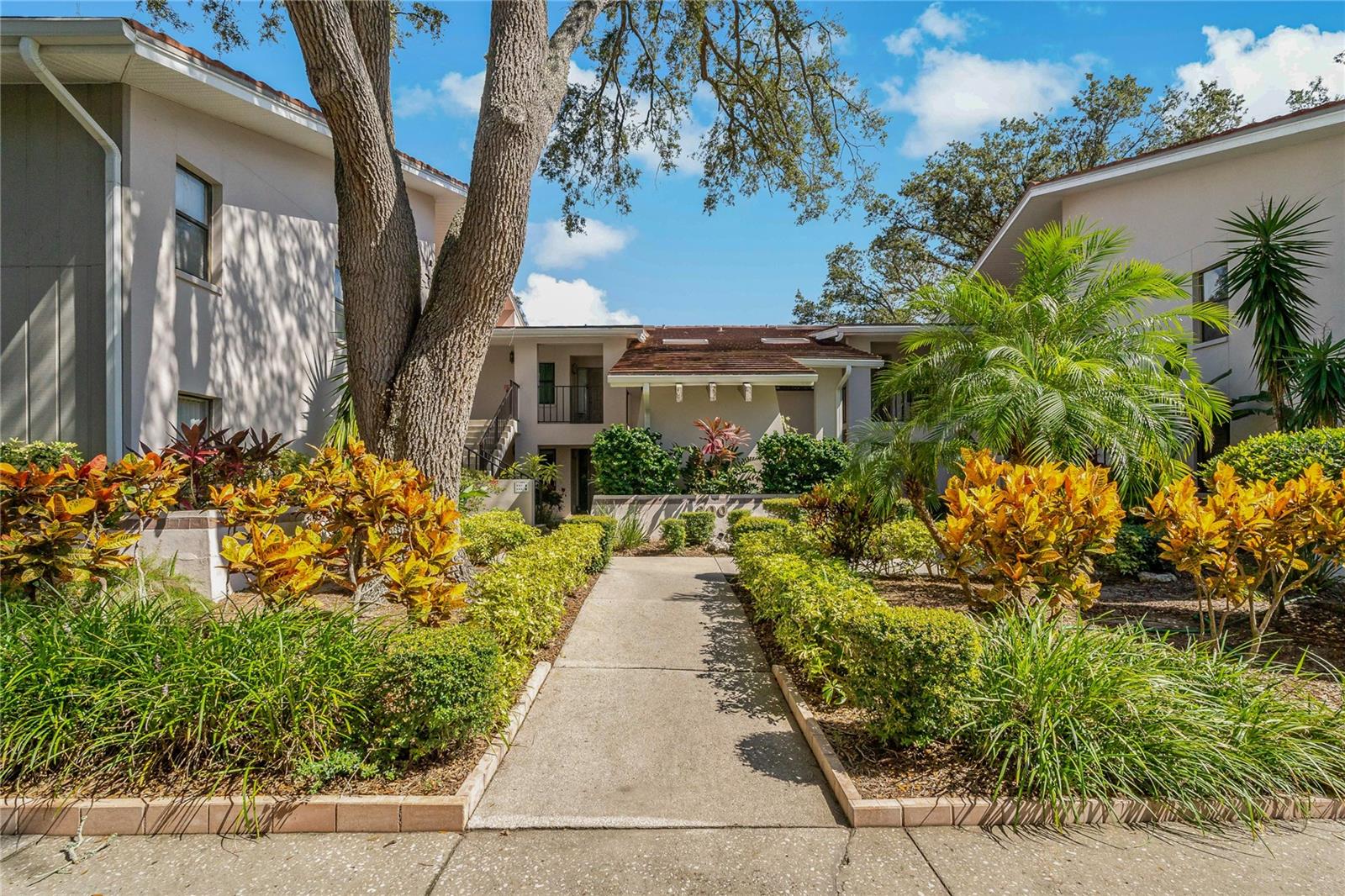 Details for 300 Florida Avenue 300f, TARPON SPRINGS, FL 34689