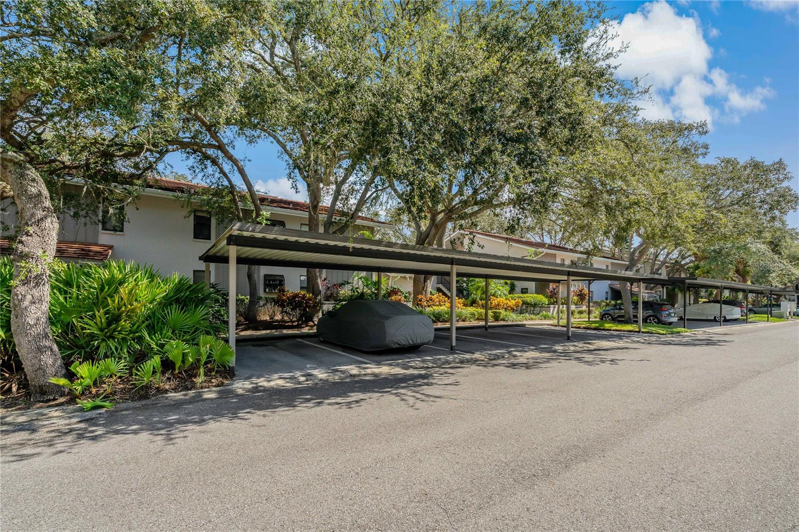 Image 33 of 56 For 300 Florida Avenue 300f
