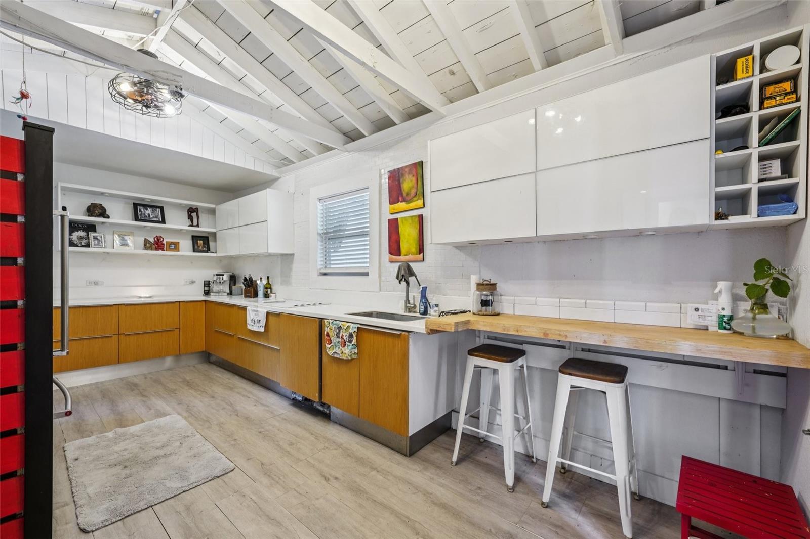 Image 17 of 32 For 924 32nd Street N