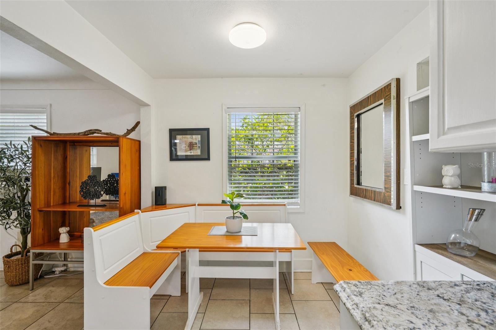 Image 5 of 32 For 924 32nd Street N