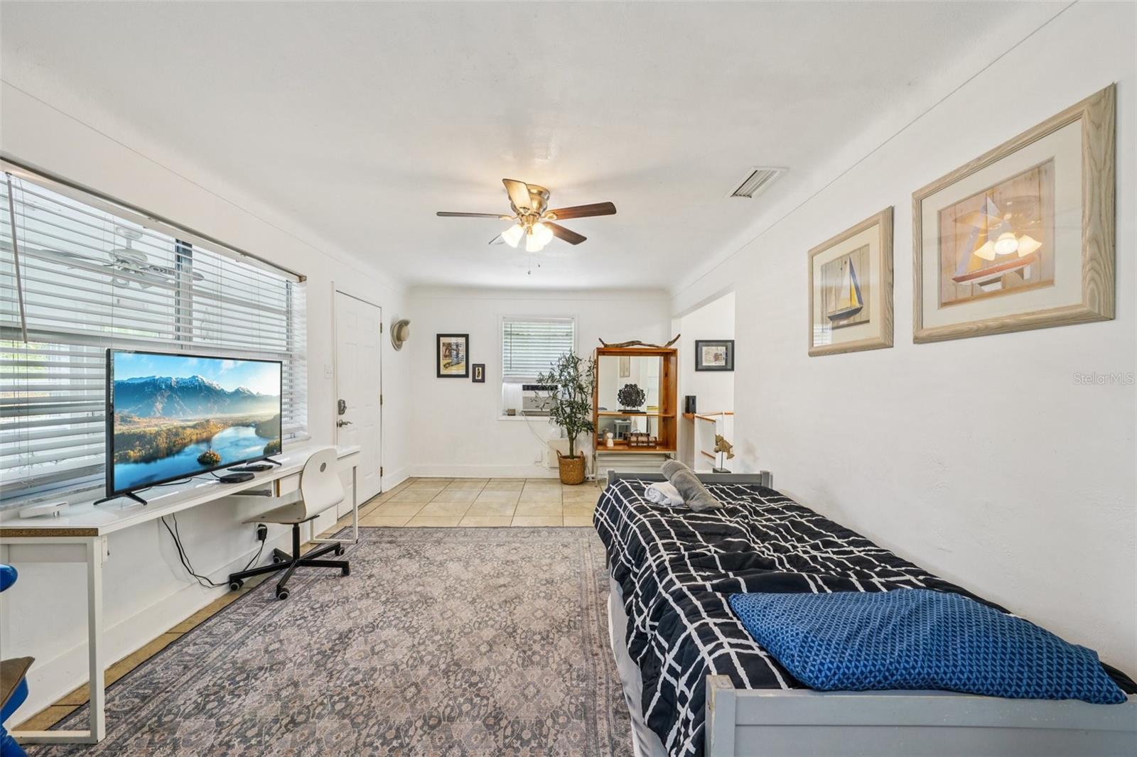 Image 9 of 32 For 924 32nd Street N