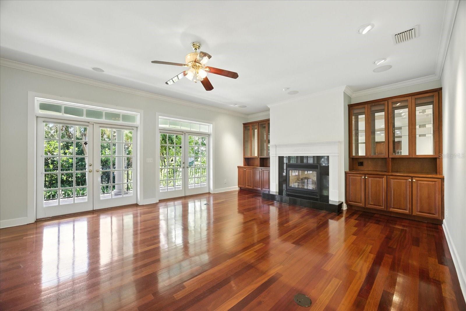 Image 14 of 72 For 2708 Marlin Avenue