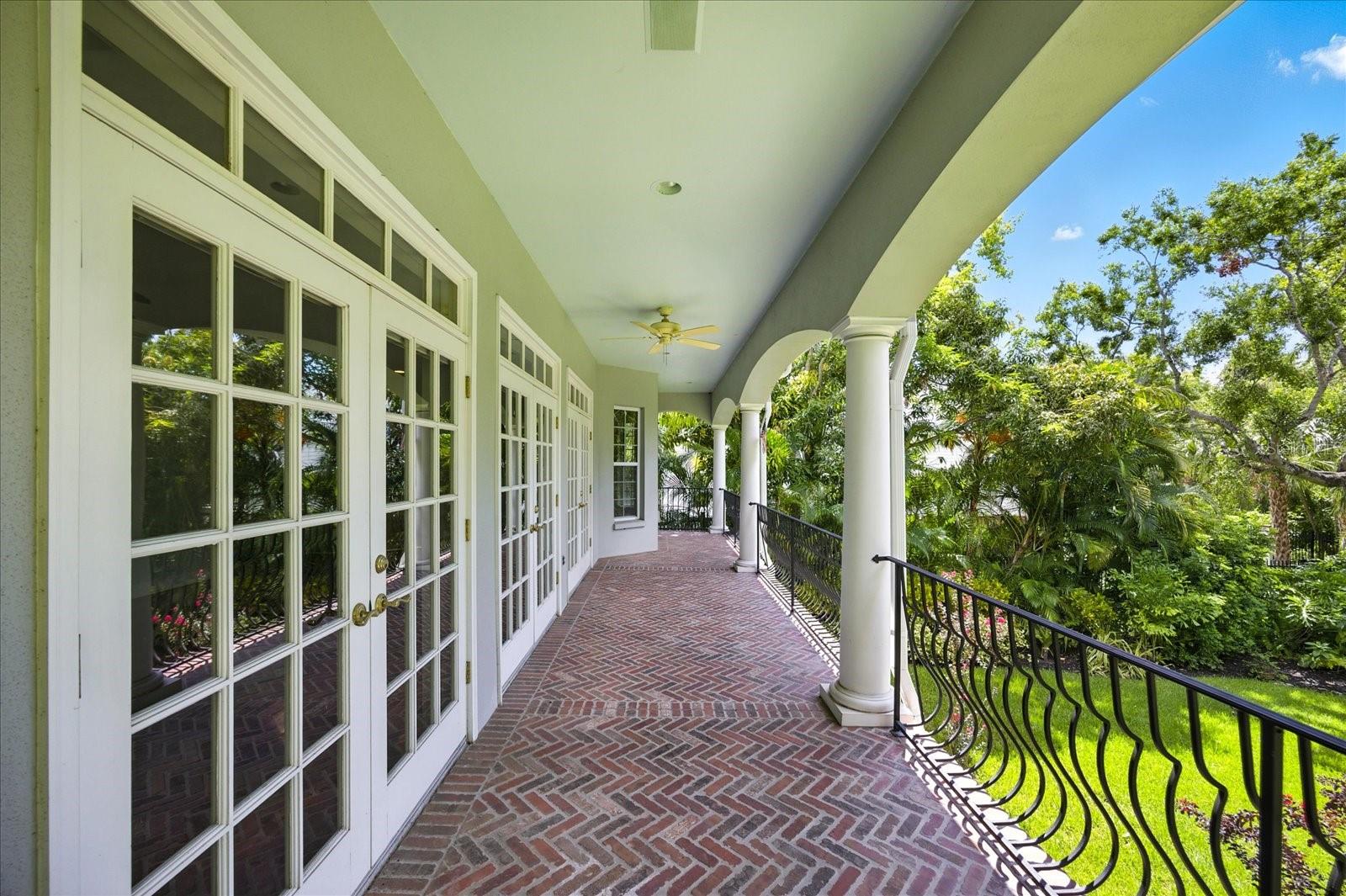 Image 18 of 72 For 2708 Marlin Avenue