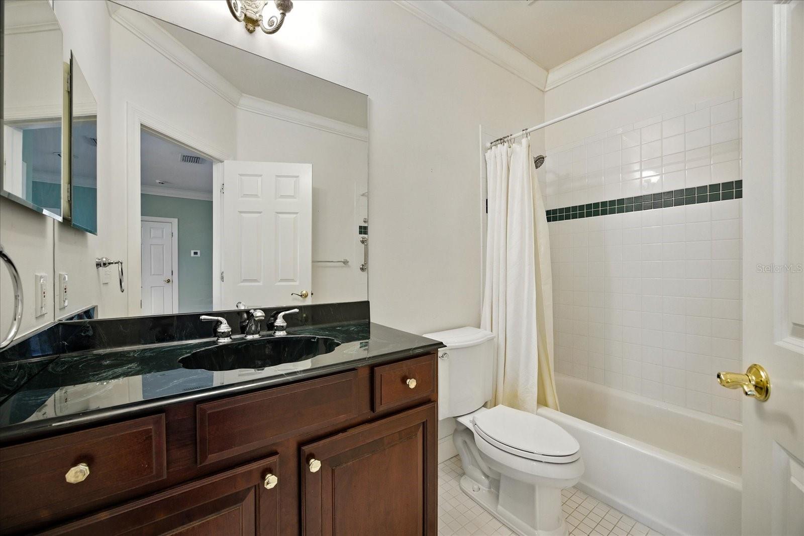 Image 33 of 72 For 2708 Marlin Avenue
