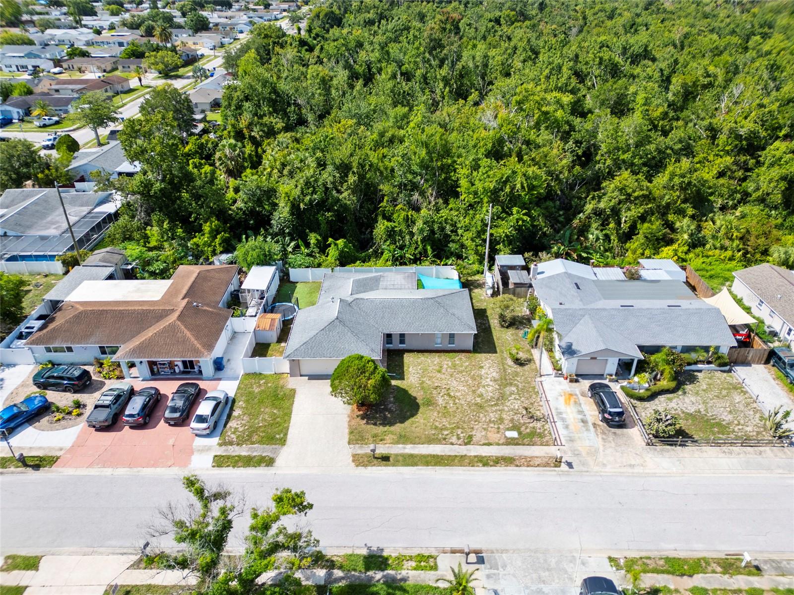 Listing photo id 20 for 6220 Brookshire Avenue