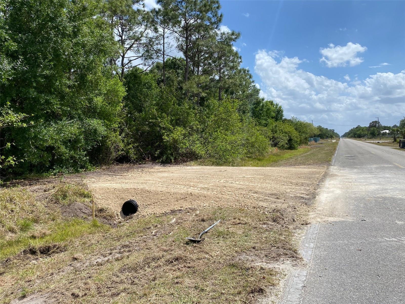 Image 2 of 4 For 645 Quebrada Street