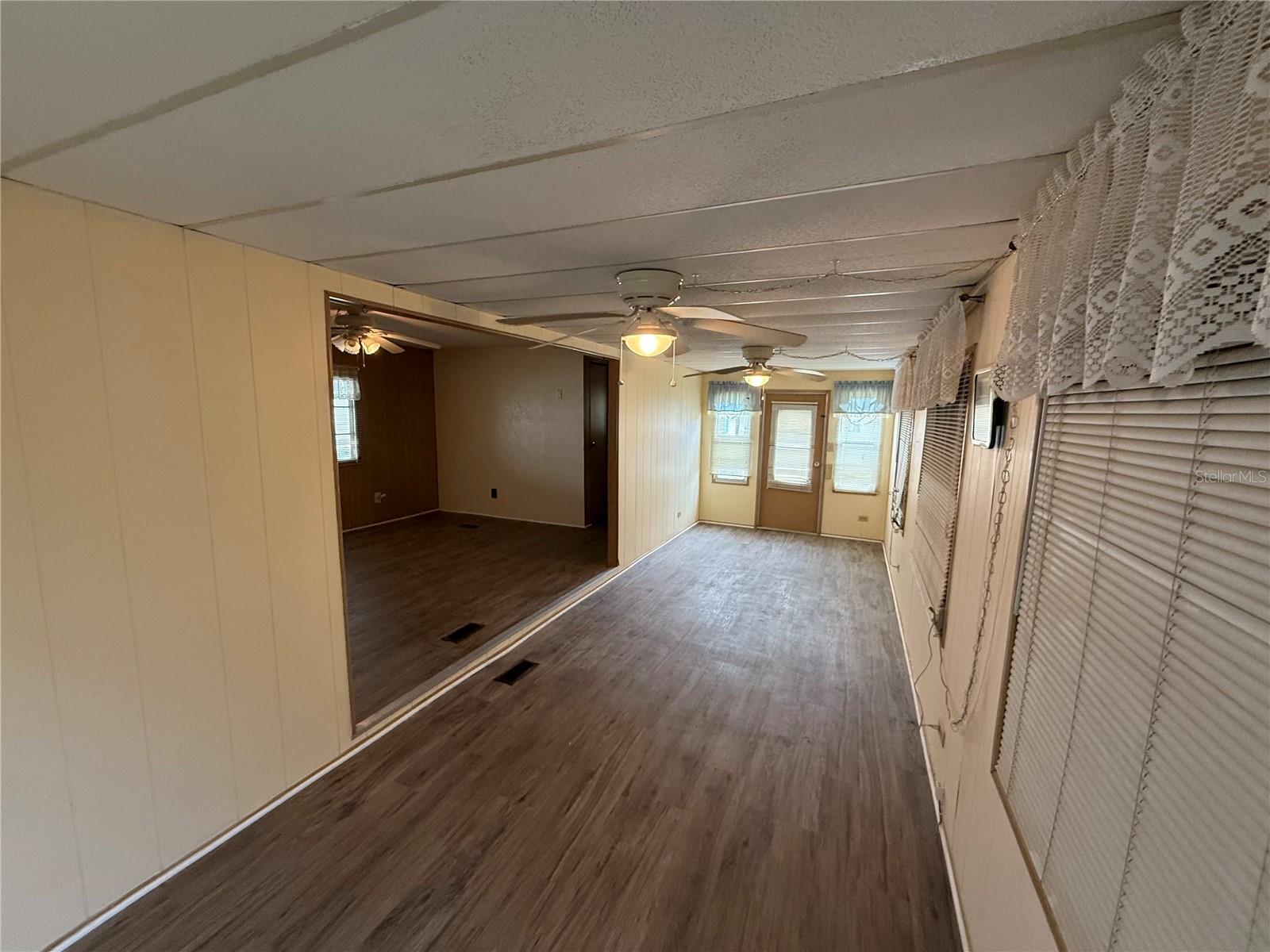 Listing photo id 8 for 9790 66th 401