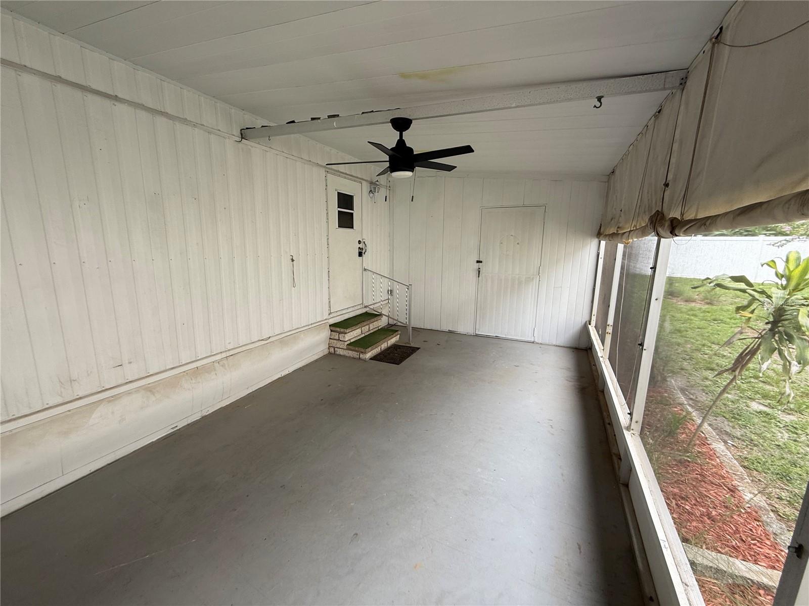 Listing photo id 5 for 9790 66th 401