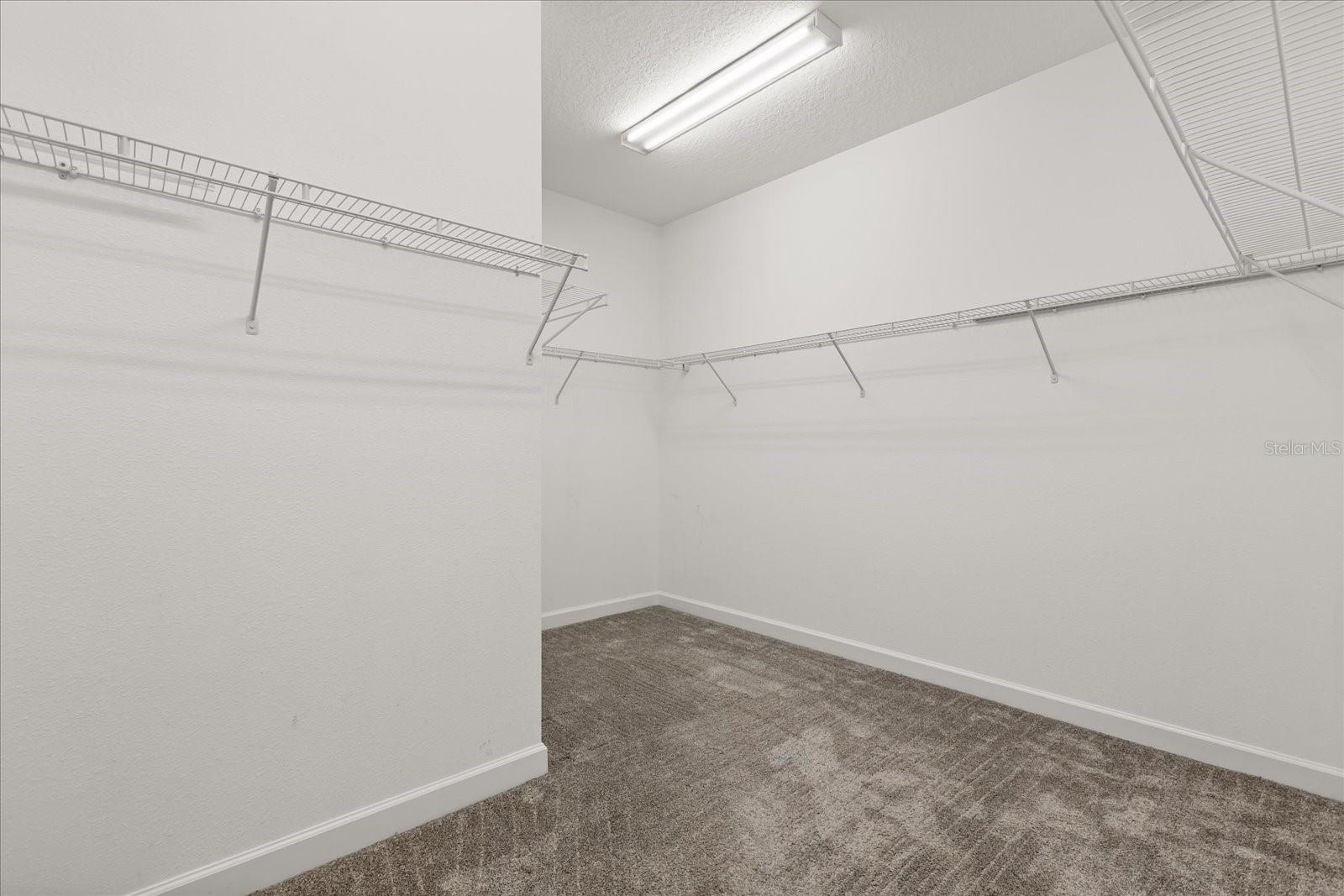 Image 15 of 38 For 11046 Longleaf Woods Drive