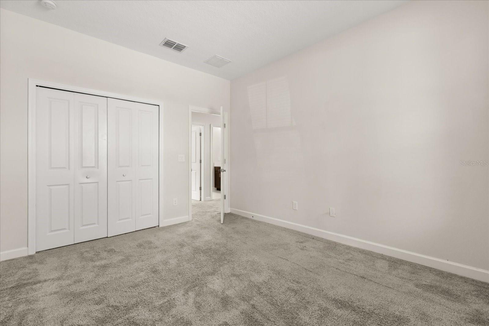Image 26 of 38 For 11046 Longleaf Woods Drive