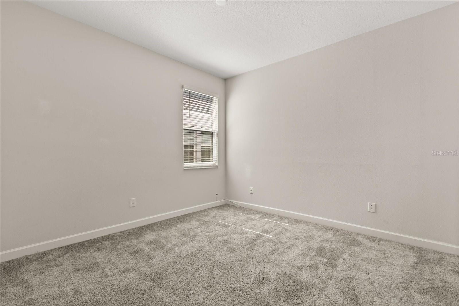 Image 27 of 38 For 11046 Longleaf Woods Drive